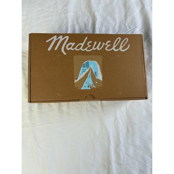 NWOB Converse Chuck 70 Hi‎ Metallic Rainbow Women 6 Pure Silver/Egret Sneaker - Picture 11 of 11